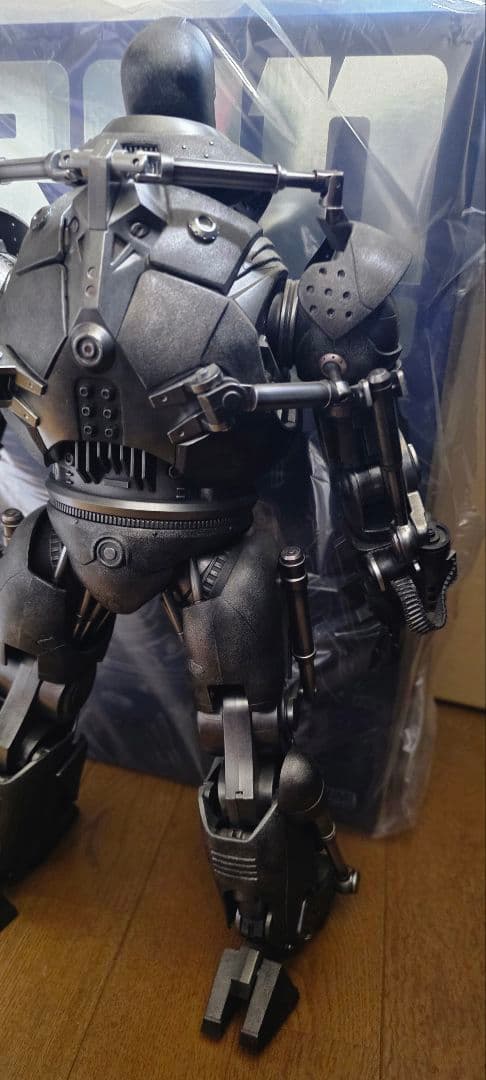 hottoys 『アイアンマン』１／６スケールフィギュア　アイアンモンガー