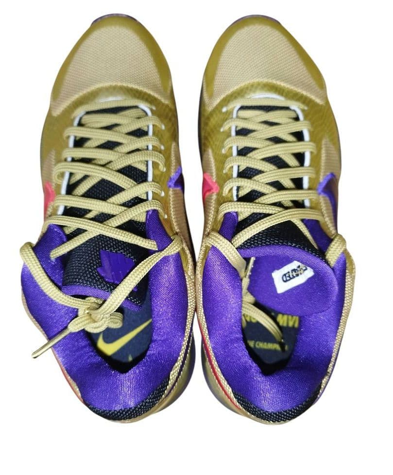 新品　NIKEナイキ　コービー 5　プロトロ　アンディフィーテッド　ゴールド