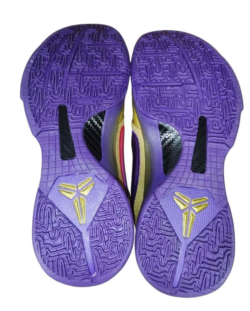 新品　NIKEナイキ　コービー 5　プロトロ　アンディフィーテッド　ゴールド