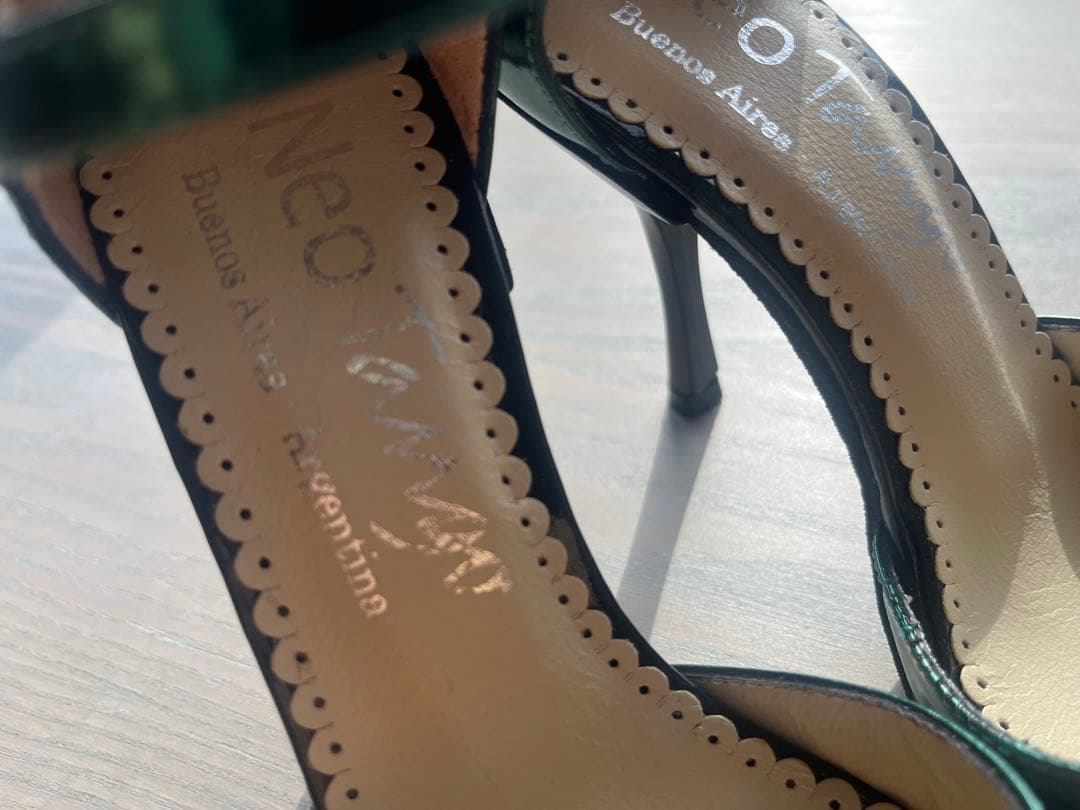 アルゼンチンタンゴシューズ　ネオタンゴ　美品　アルゼンチンタンゴ