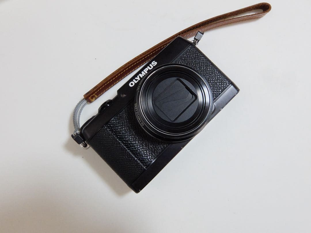 フジフイルム XQ2 シルバー FUJIFILM 動作確認済み