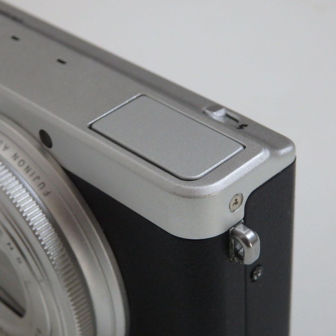 フジフイルム XQ2 シルバー FUJIFILM 動作確認済み