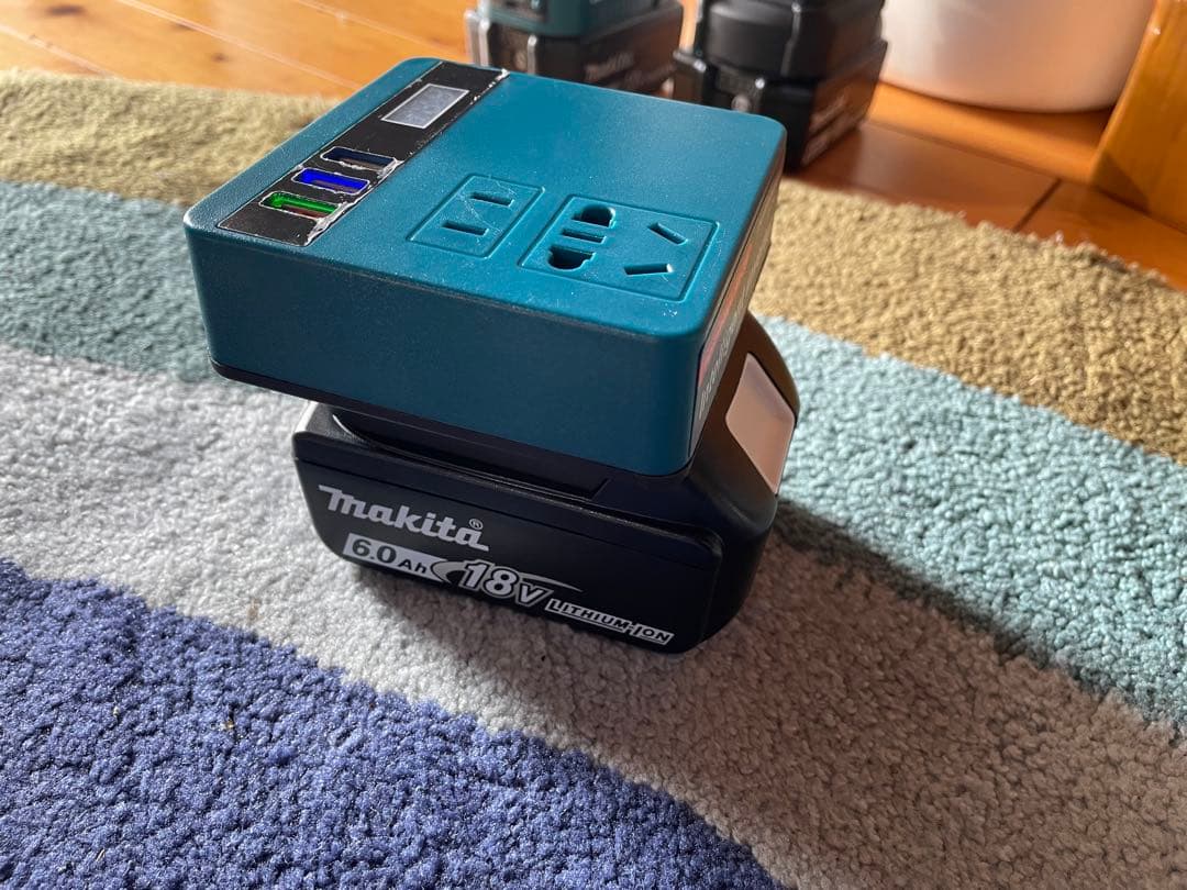 マキタ18V ポータブル電源 60Ahバッテリー付インバーター車中泊