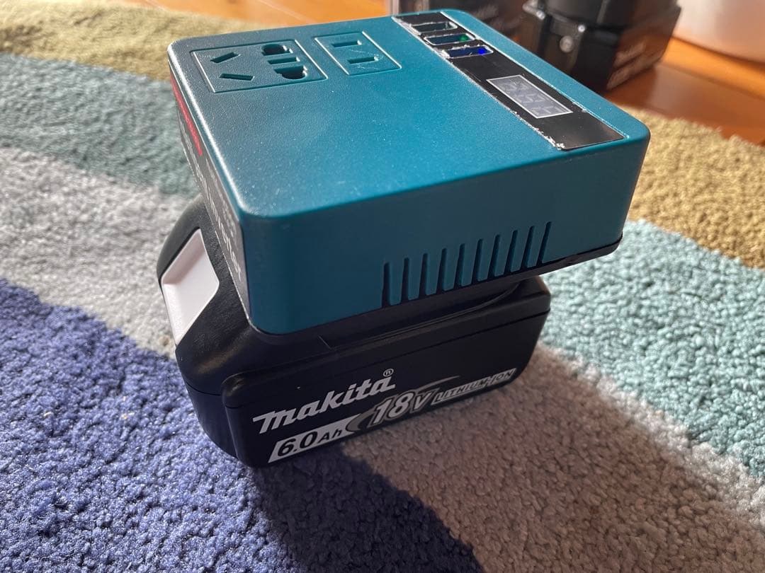 マキタ18V ポータブル電源 60Ahバッテリー付インバーター車中泊