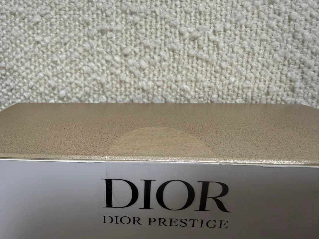【新品・未使用】Diorプレステージ ホワイト リンクル セラム ルミエール