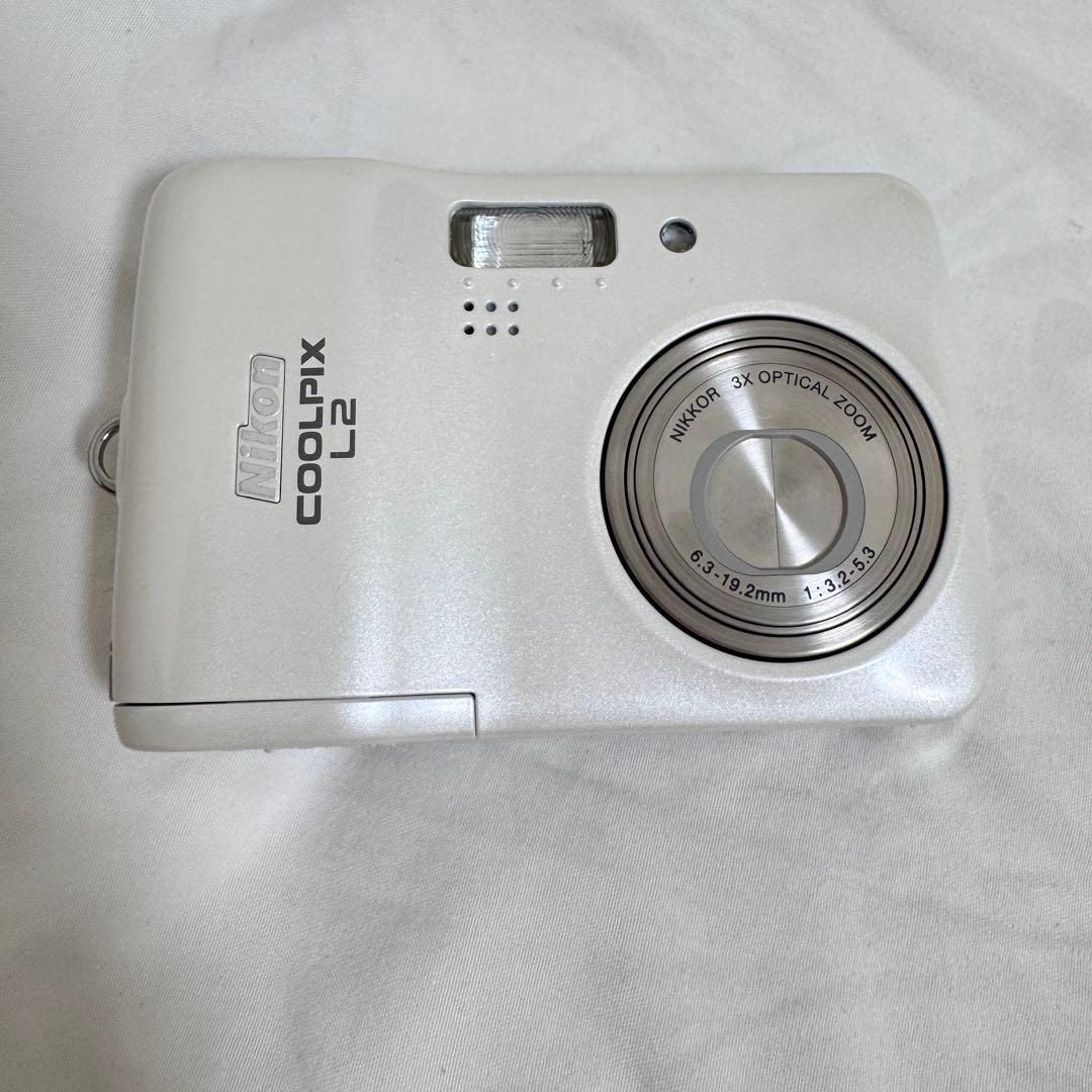 即日発送 美品　Nikon COOLPIX L2 コンパクトデジタルカメラ