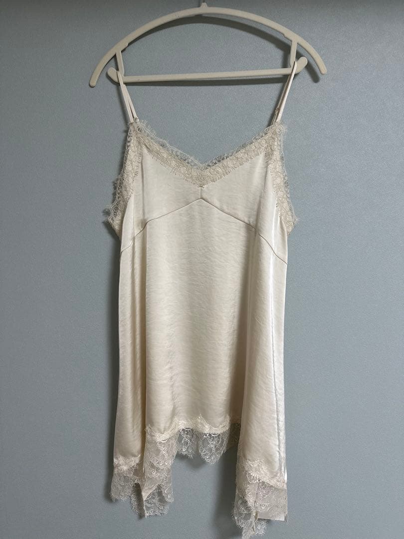 【新品未使用】ラウンジドレス　レースキャミ　アイボリー