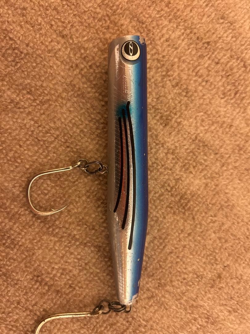 D−CLAW ディークロウ　ビーコン180 トビウオ