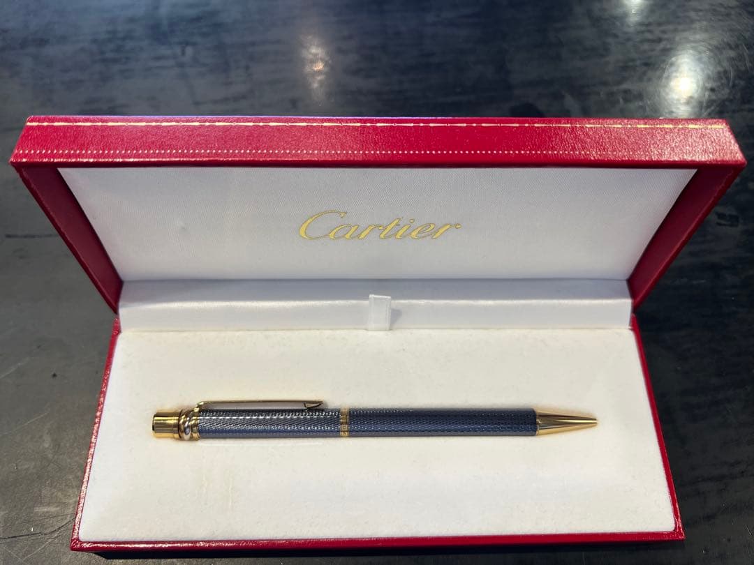 Must de cartierマストドゥカルティエ金色トリニティ黒ボールペン箱付