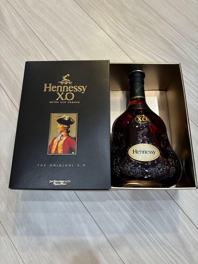 未開封 Hennessy ❣️クリアボトルXO 黒キャップ　ギフトボックス