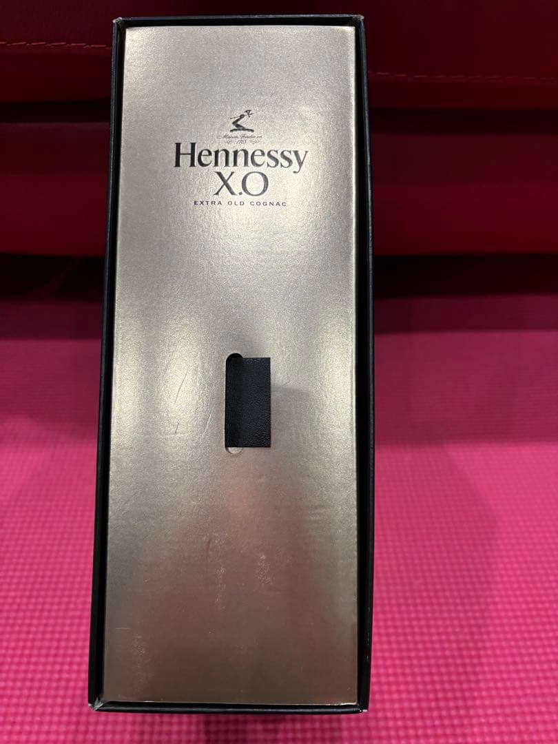 未開封 Hennessy ❣️クリアボトルXO 黒キャップ　ギフトボックス