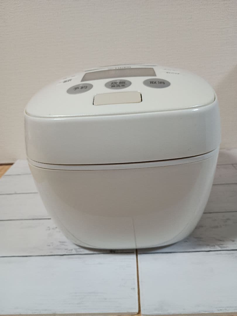 TIGER 圧力IH炊飯ジャー JPB-R100