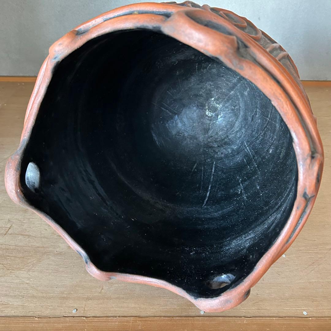 【陶器】縄文土器のような模様の傘立て