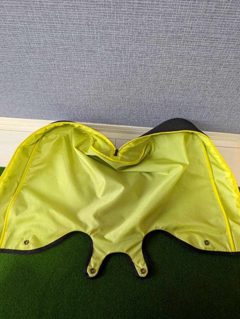 【美品】軽量 adidas キャディバッグ 黒/黄色　9型