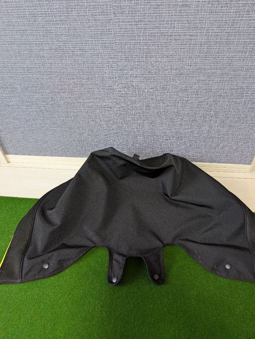 【美品】軽量 adidas キャディバッグ 黒/黄色　9型