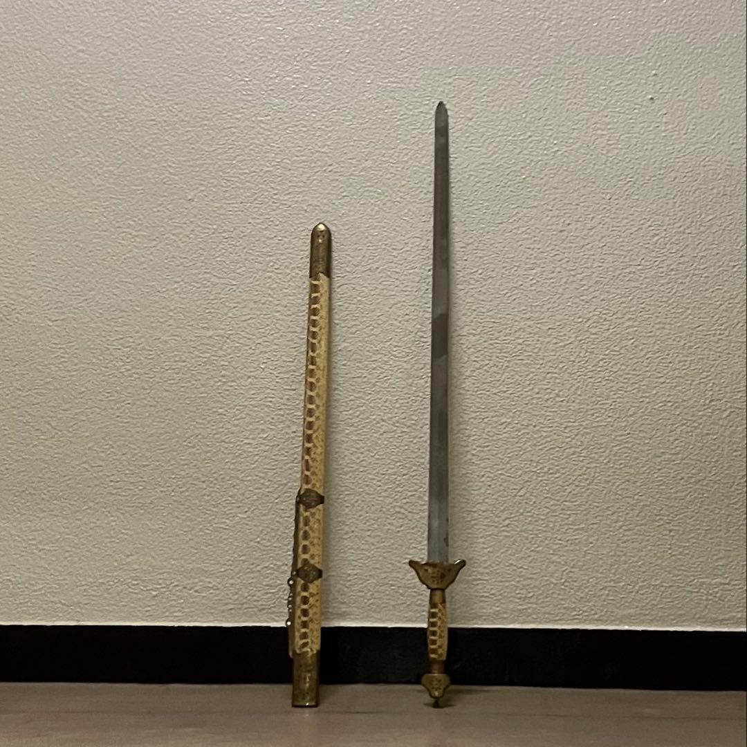 太極剣 龍泉剣 漢剣 八卦掌太極拳 模造刀模擬刀中華中国武術功夫 中国刀剣つるぎ