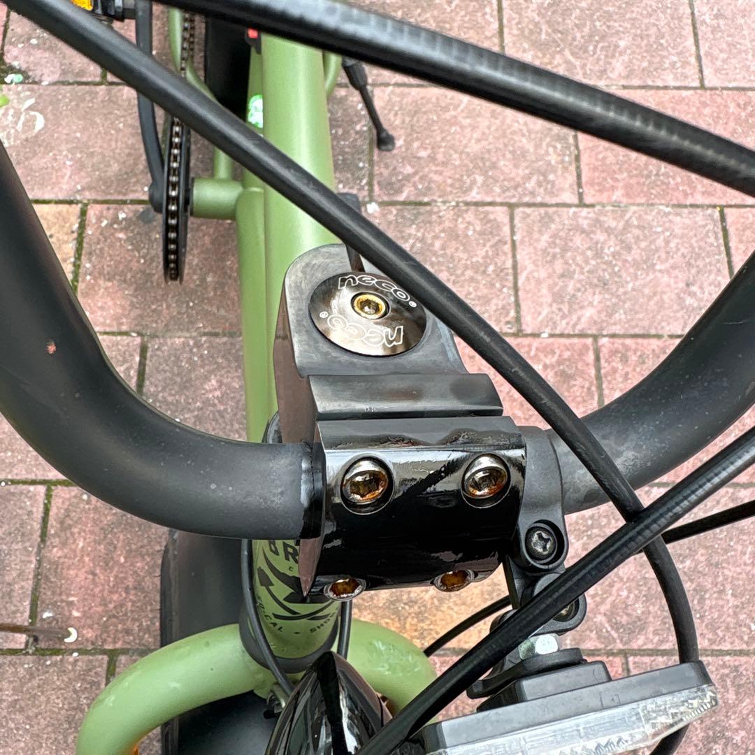 BRONX 20インチ　ファットバイク　7段変速ギア