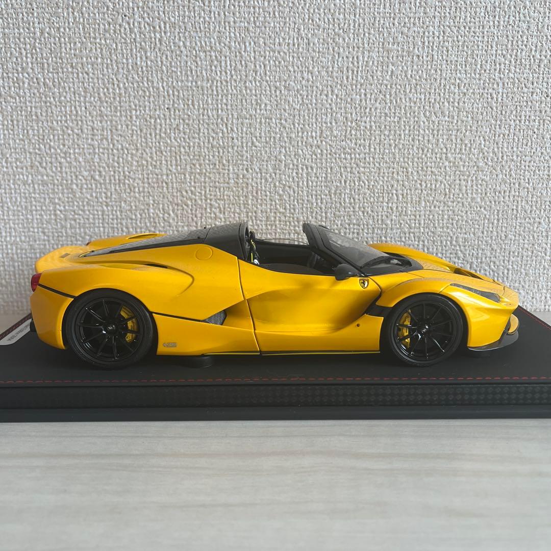 BBR 1/18 フェラーリ　ラ・フェラーリ　アペルタ