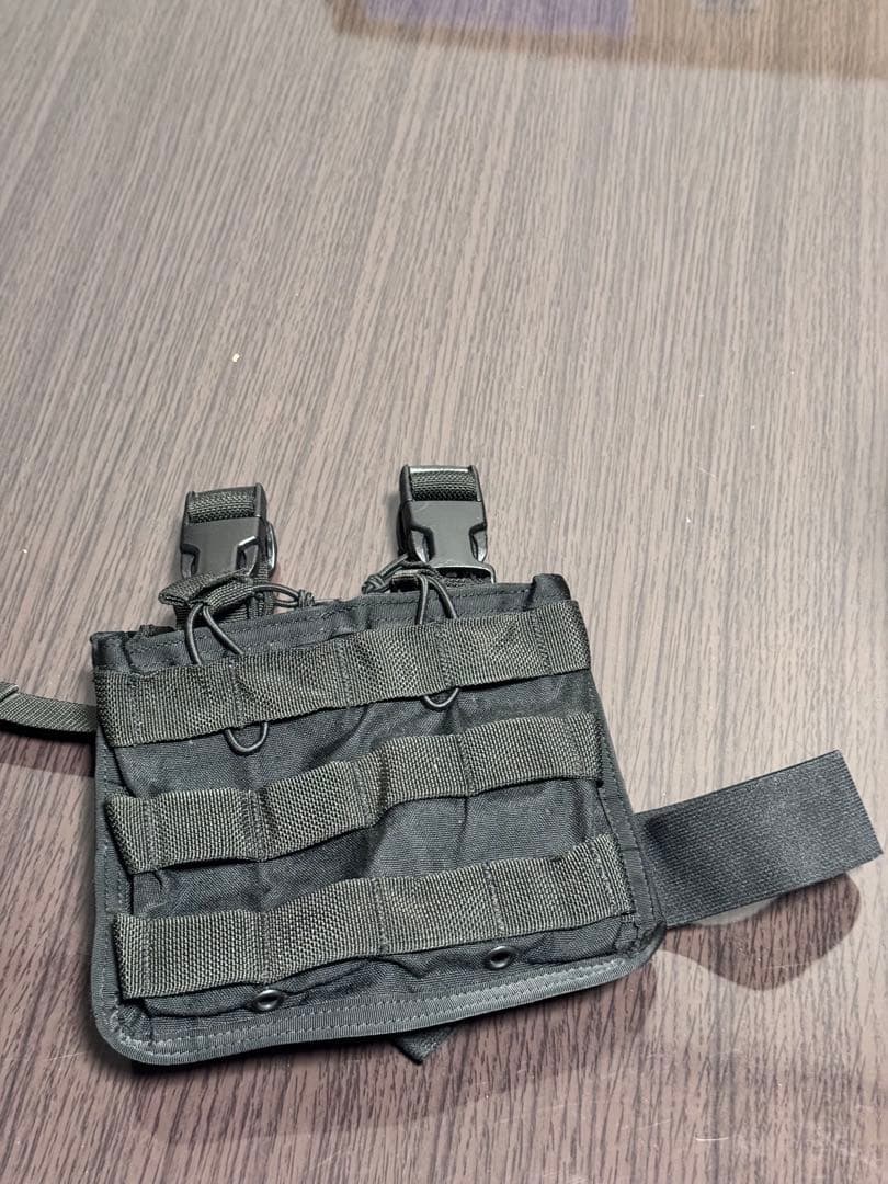 田村装備開発 VOLK TACTICAL GEAR マガジンポーチ