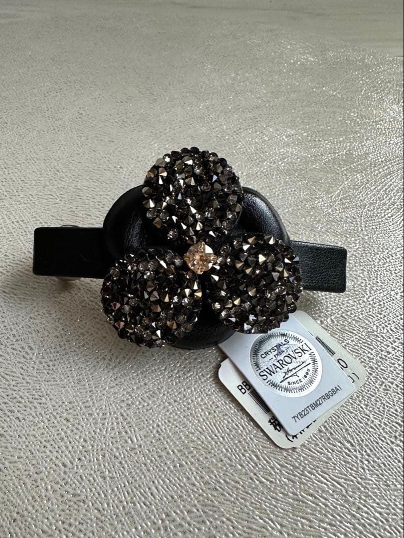 新品未使用　ComplexBizコンプレックスビズスワロフスキー　バレッタ