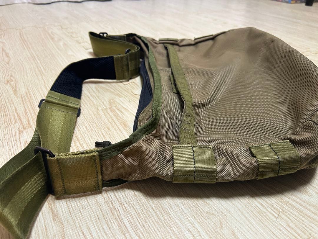 BRIEFINGブリーフィングxトゥモローランド別注ワイドデイトリッパー