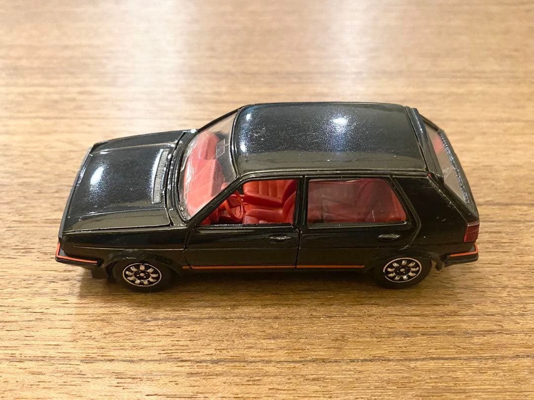 中古品 1/43 シャバク VW ゴルフⅡ GTi ブラック 当時物