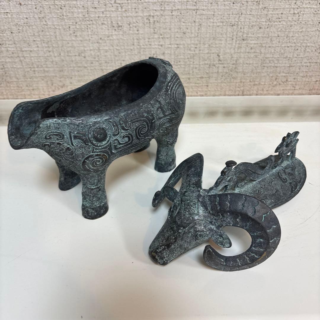 青銅器　羊の形装飾品羊尊 盛酒器 置物 祭祀品 古美術