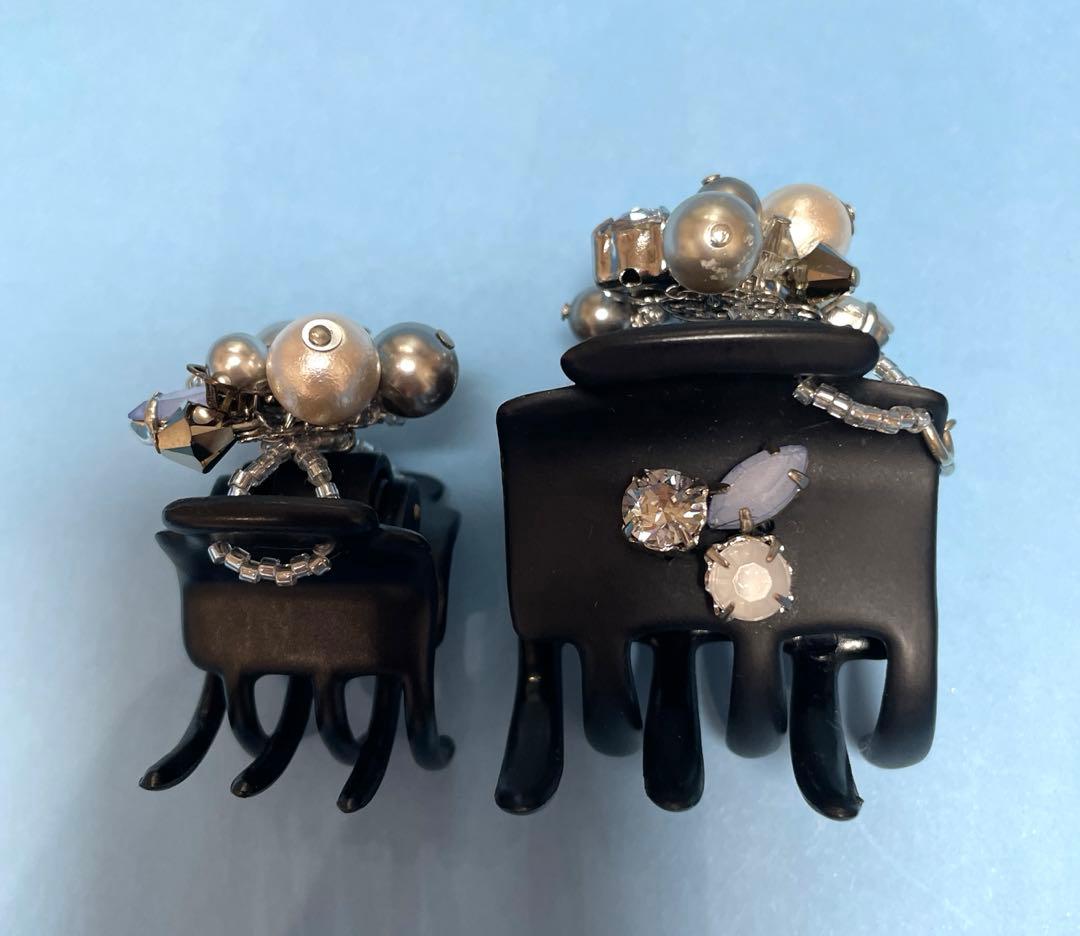 美品COMPLEX BIZ ヘアクリップ 大、中2点セット ネイビーパール