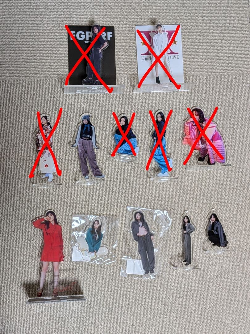 鷲尾伶菜　アクリルスタンド