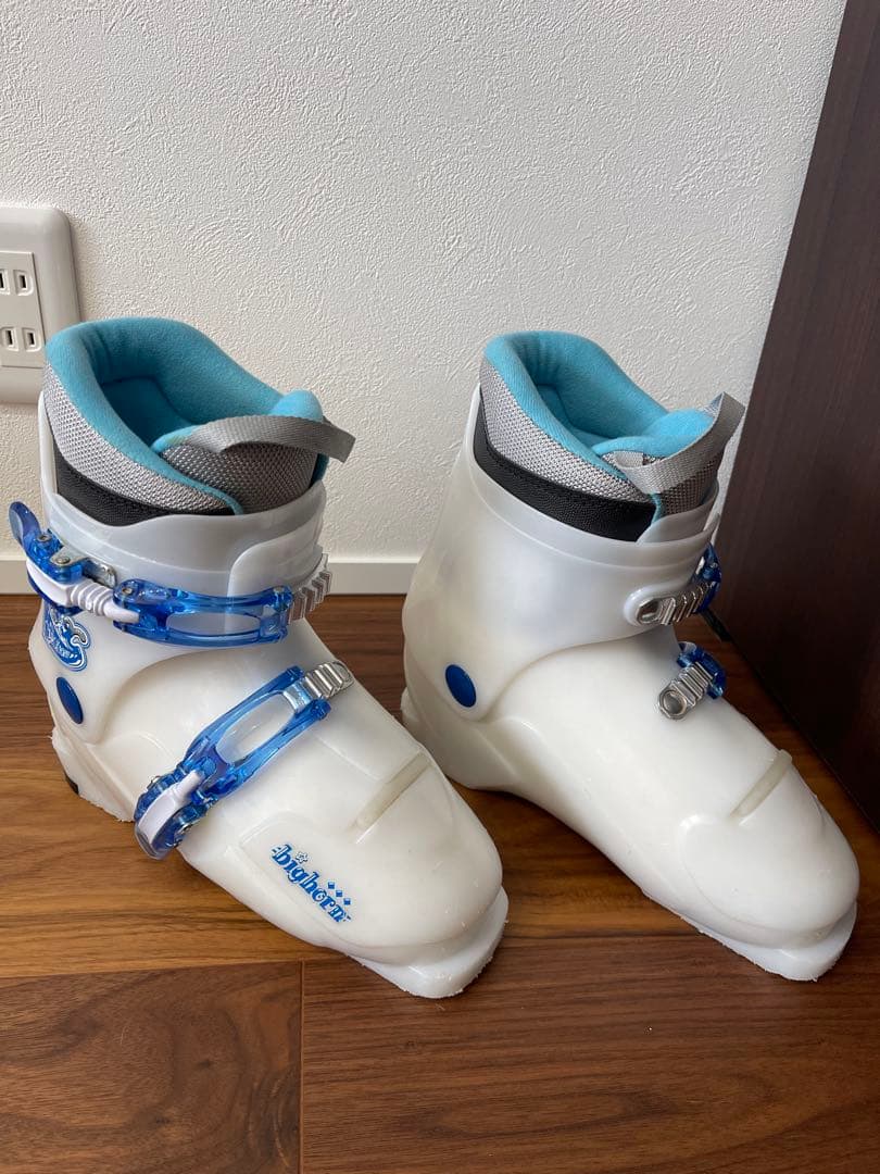 ピュアコンシャス　ジュニア スキーセット 140㎝　ブーツ ストック 子供用