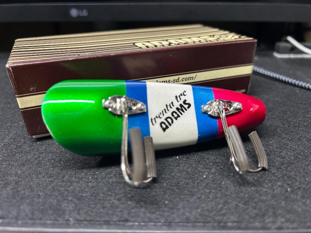 ルアーまとめ売り 未使用 トップウォーター用 木製 アダムス