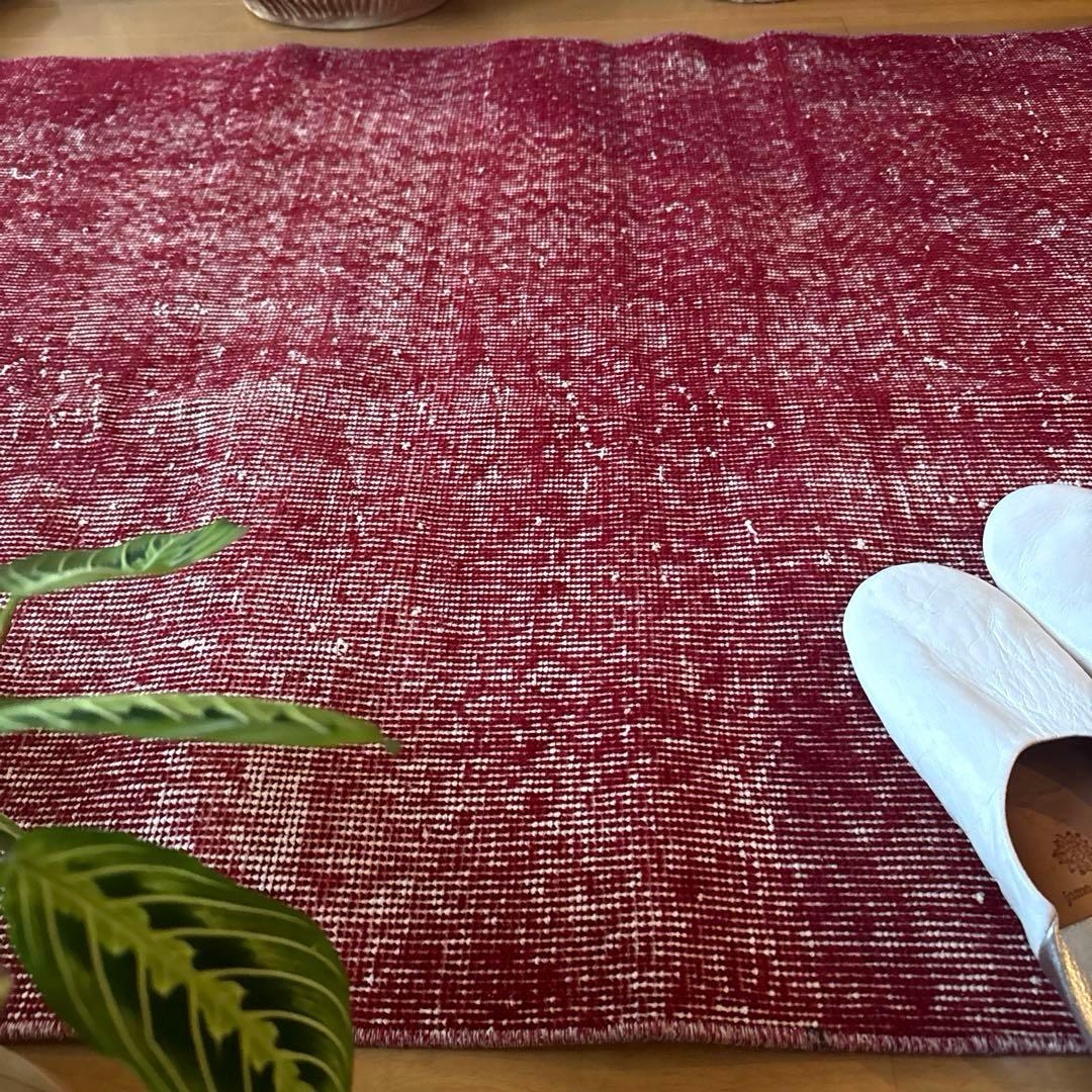 89×189こっくりと深みある赤　レッドワンカラーラグ　トルコヴィンテージラグ