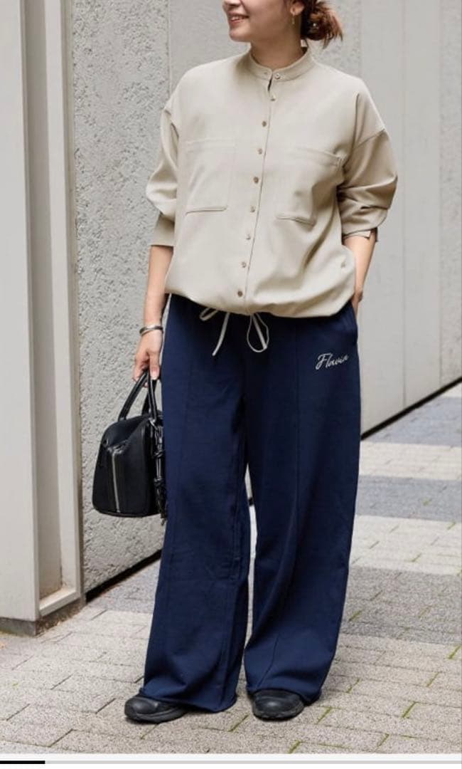 美品JOURNAL STANDARD ウーリッシュツイルタックボリュームシャツ