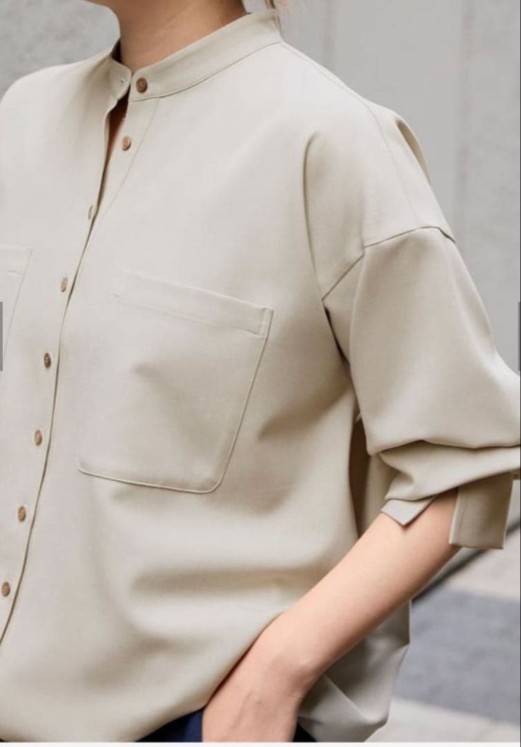 美品JOURNAL STANDARD ウーリッシュツイルタックボリュームシャツ