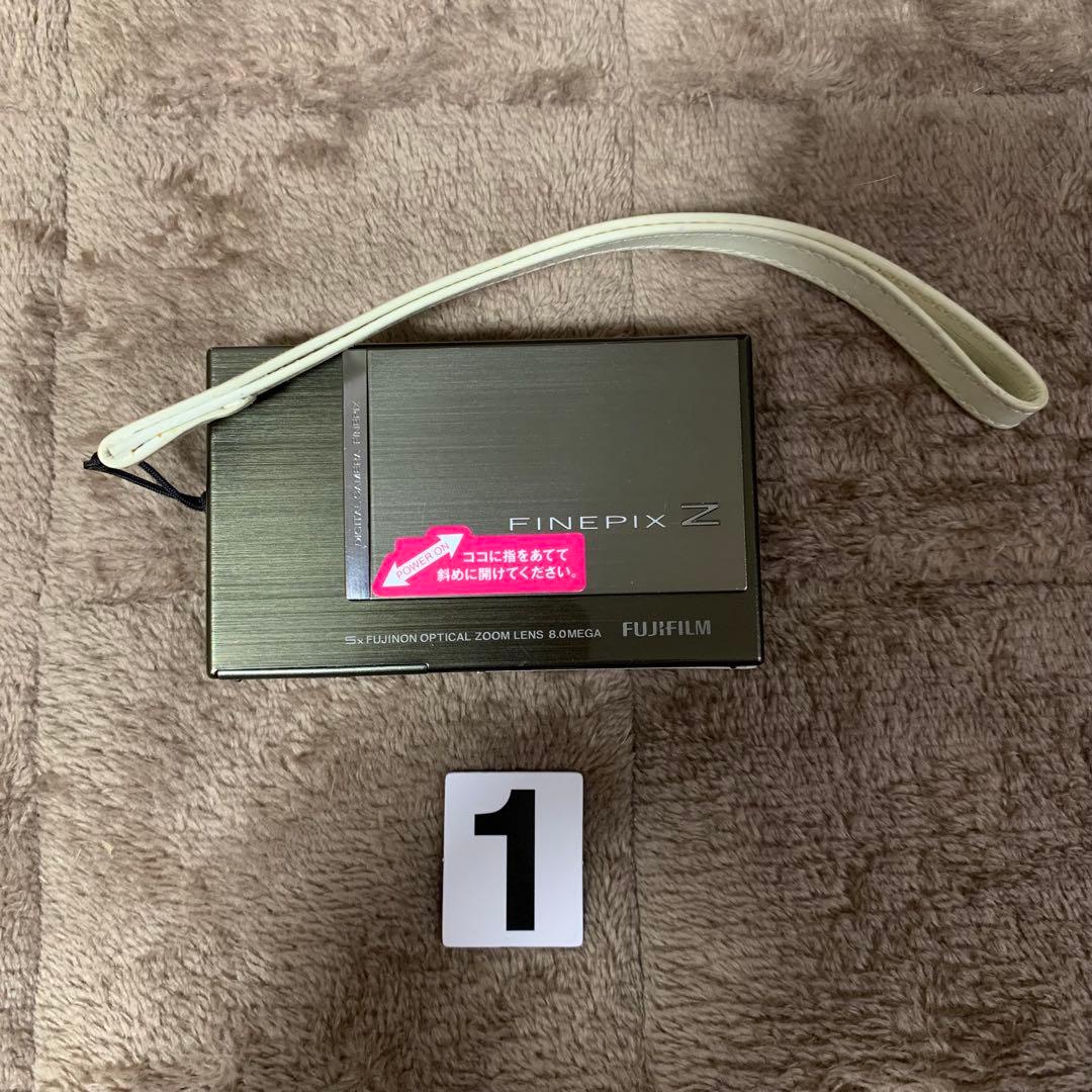 Fujifilm コンパクトデジタルカメラFinePix Z100fd 本体のみ