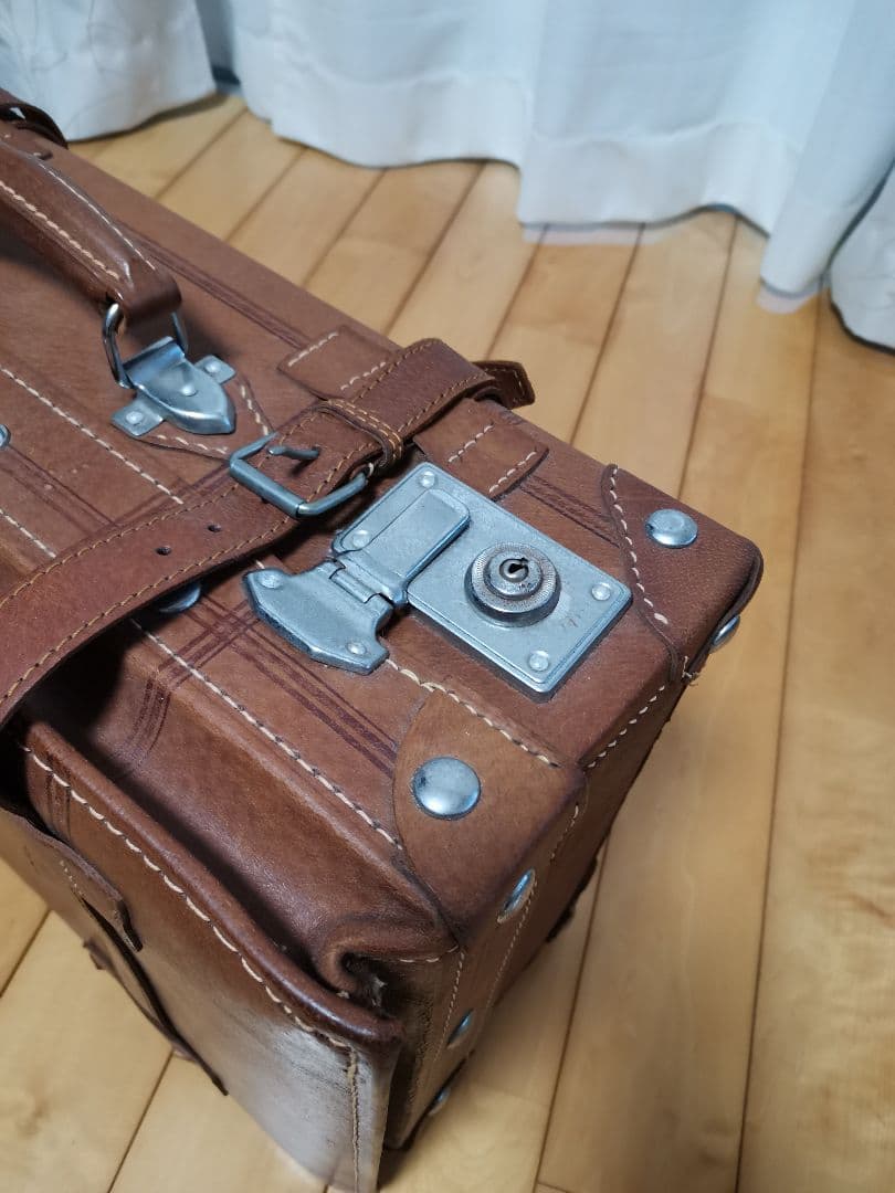 【お値打ち】アンティークレザートランク重厚収納ケースヴィンテージ　昭和レトロ