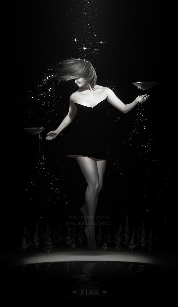 タロットカード 正規品希少品 TRUE BLACK TAROT輸送箱未開封品