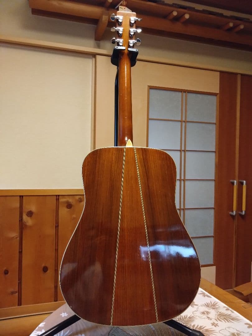 Ｋヤイリ　ＹＷ-500Ｐ