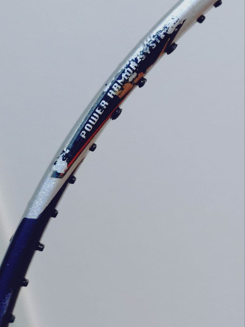 Yonex ARMORTEC800 OFFENSIVEバドミントンラケット