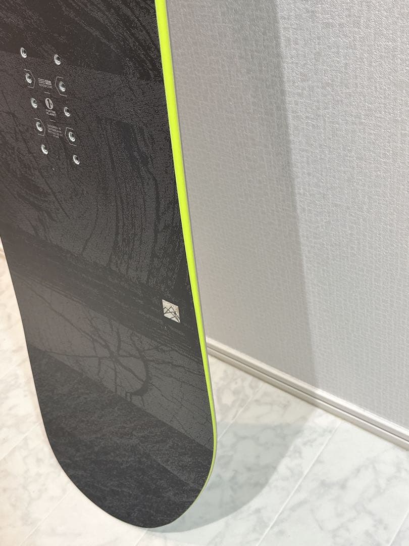 NIDECKER(ナイデッカー)VERVE(バーブ)22-23 スノーボード