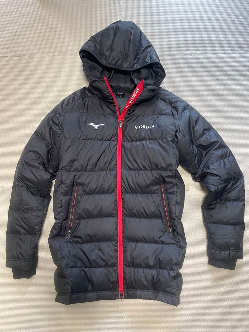 MIZUNO MORELIA モレリアフード付きダウンジャケット　Lサイズ