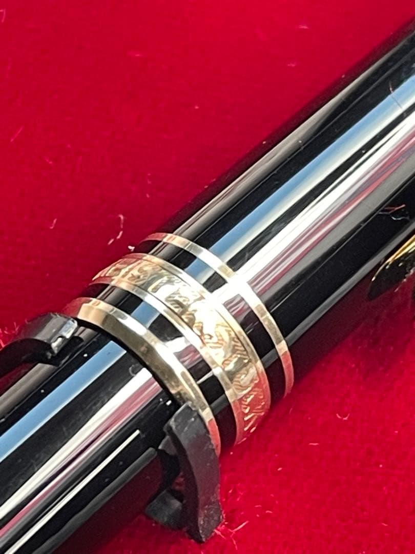 ◾️モンブラン144万年筆◾️マイスターシュテュッククラシック◾️化粧箱、コンバーター