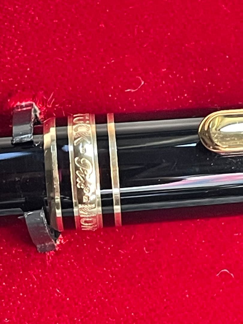 ◾️モンブラン144万年筆◾️マイスターシュテュッククラシック◾️化粧箱、コンバーター