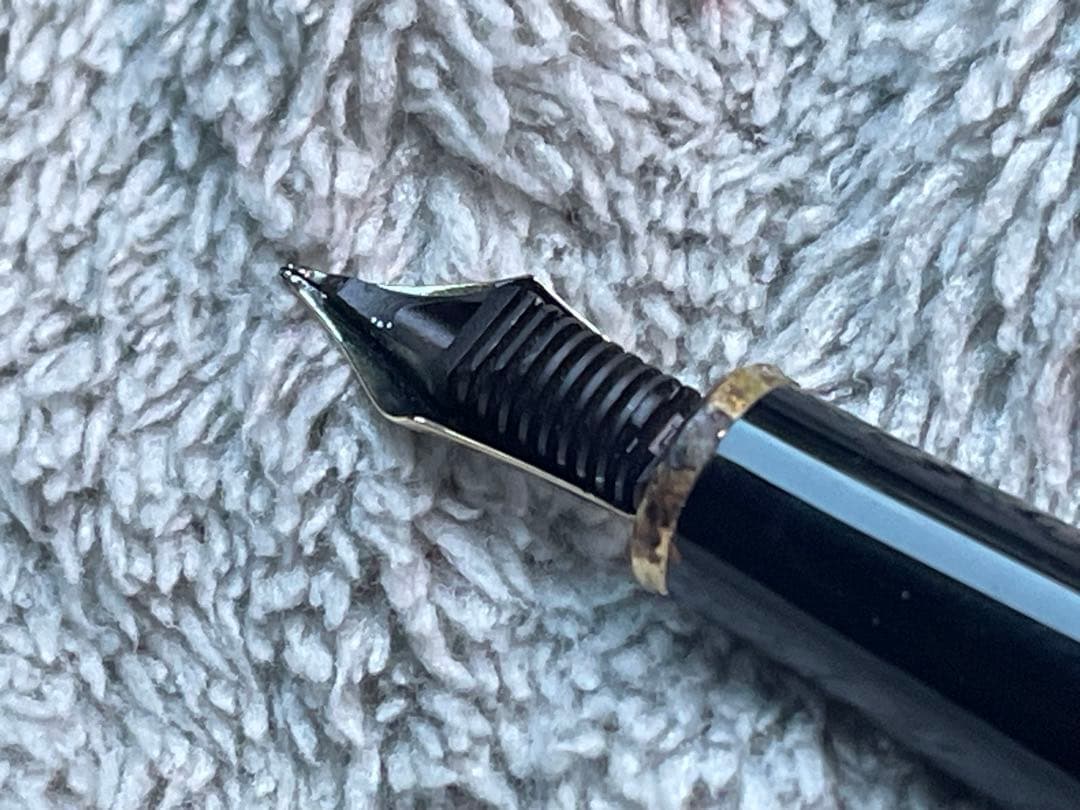 ◾️モンブラン144万年筆◾️マイスターシュテュッククラシック◾️化粧箱、コンバーター