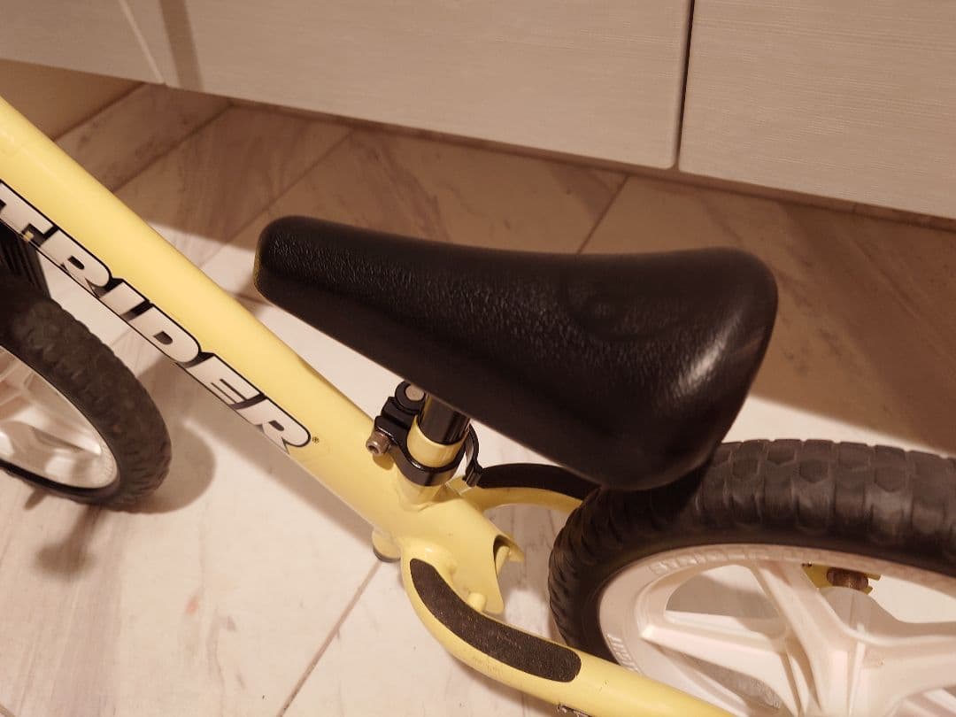 STRIDER ムラサキスポーツ限定 イエロー