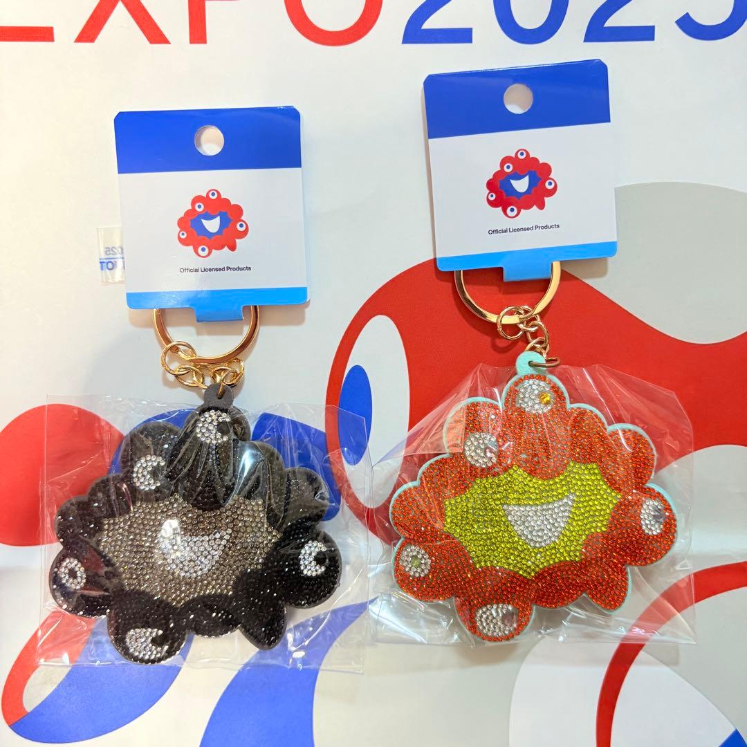 ミャクミャク　ラインストーンマスコットキーホルダー　ブラック　レインボー　セット