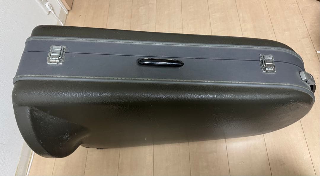 YBB103 B♭チューバ 3ピストン　ハードケース付