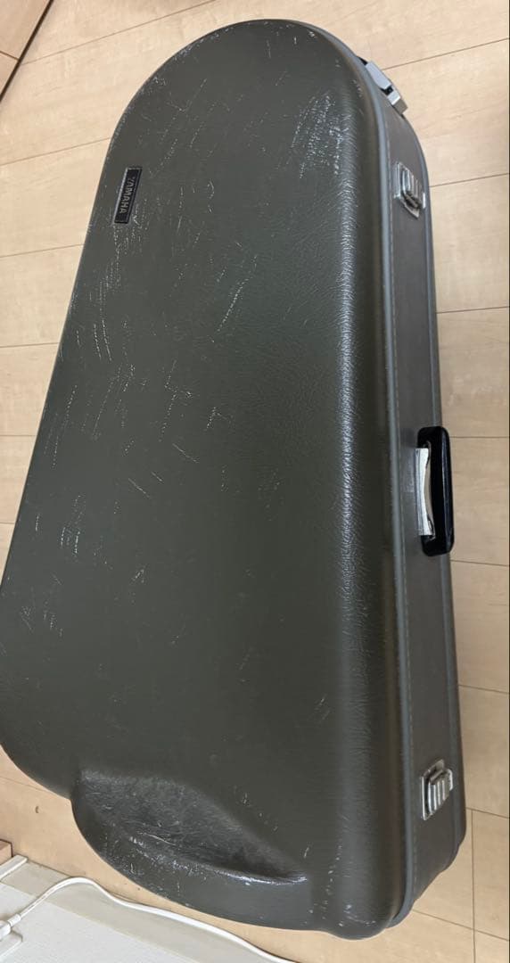 YBB103 B♭チューバ 3ピストン　ハードケース付