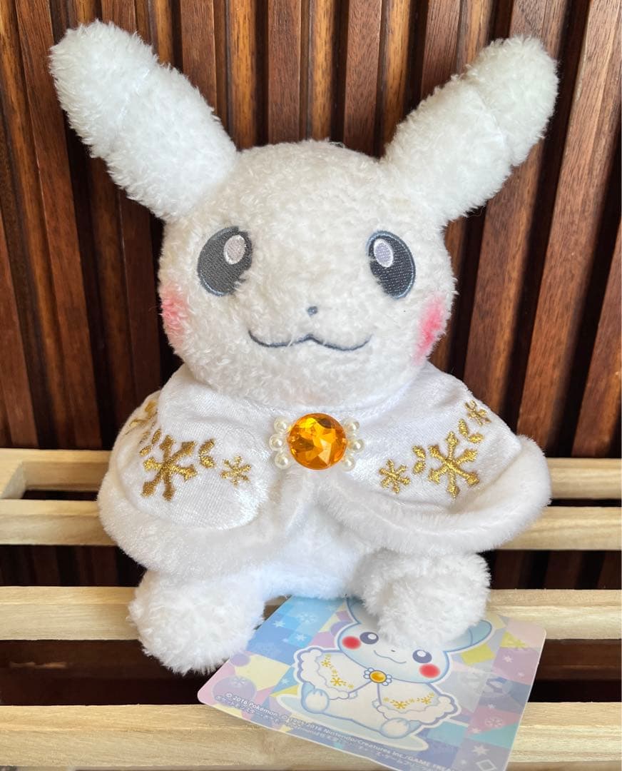 ポケモンセンター　2016年 ぬいぐるみ　クリスマス　白い　雪　ピカチュウ