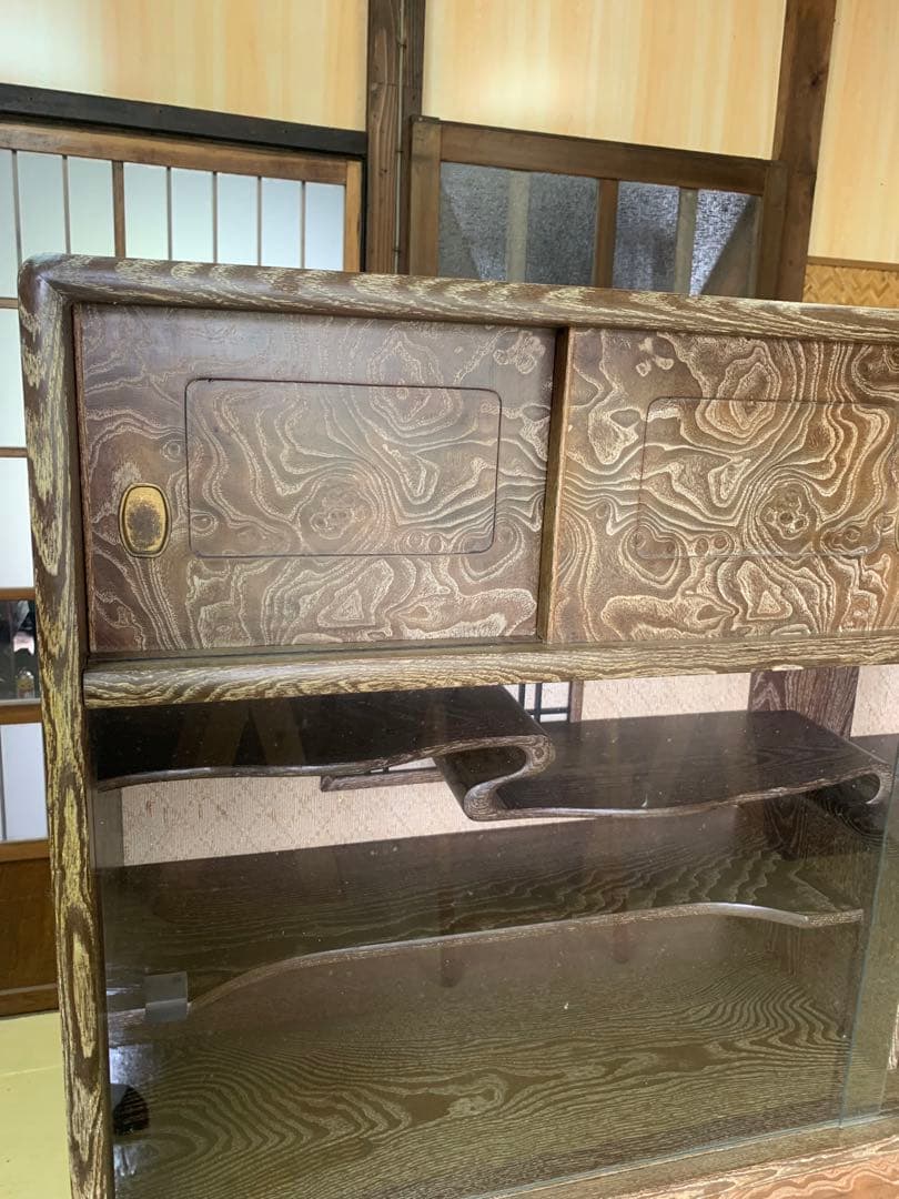 しい木目の昭和レトロ茶箪笥　和家具　木製　一体型